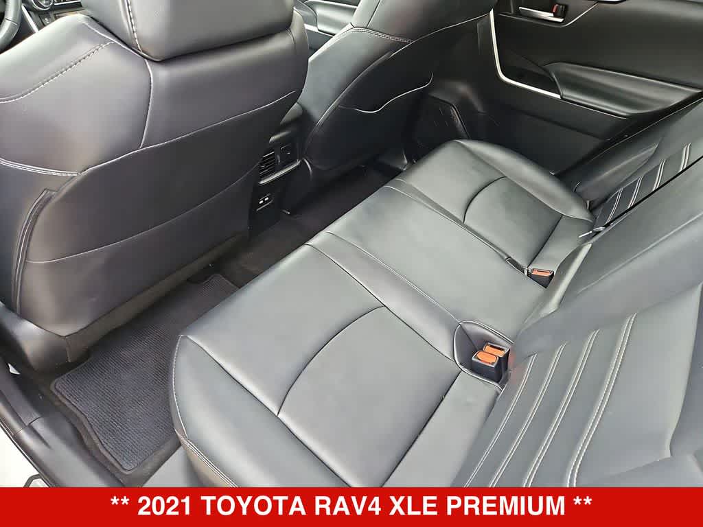 Thumbnail: 2021 Toyota RAV4 - 19