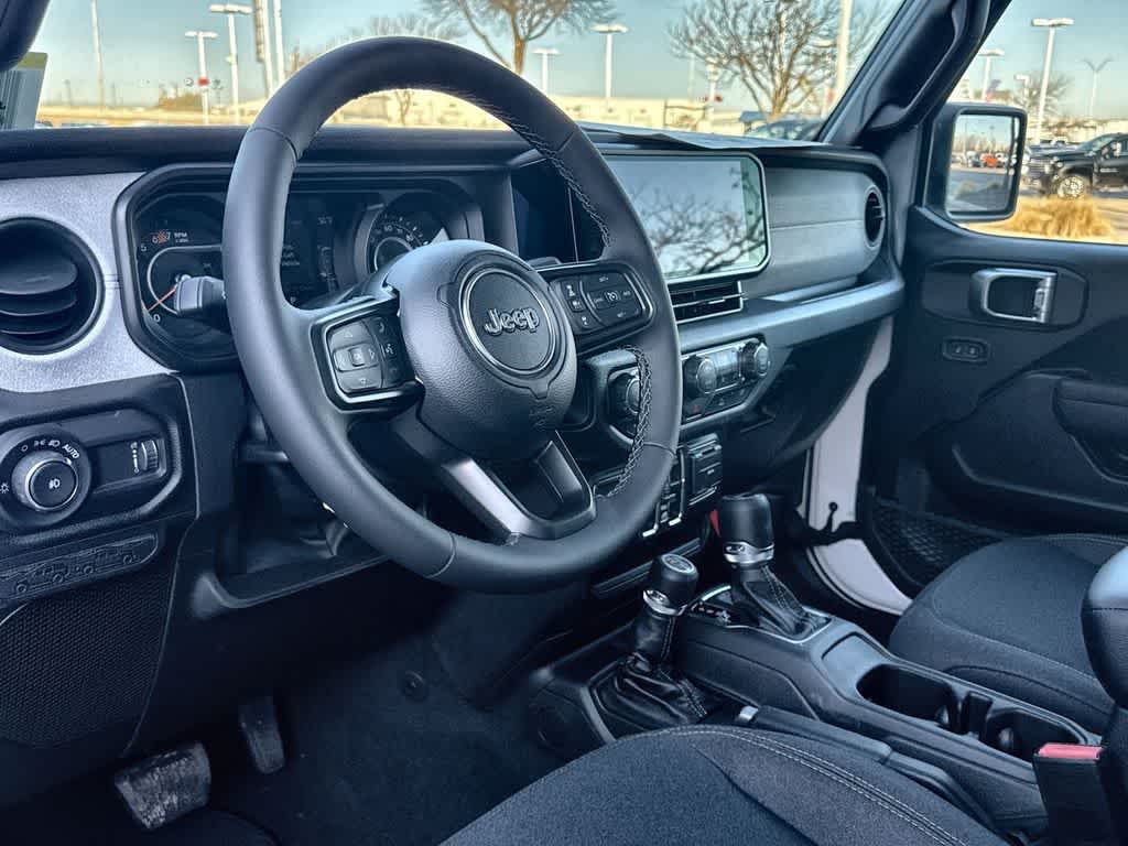 Thumbnail: 2026 Jeep Wrangler - 2