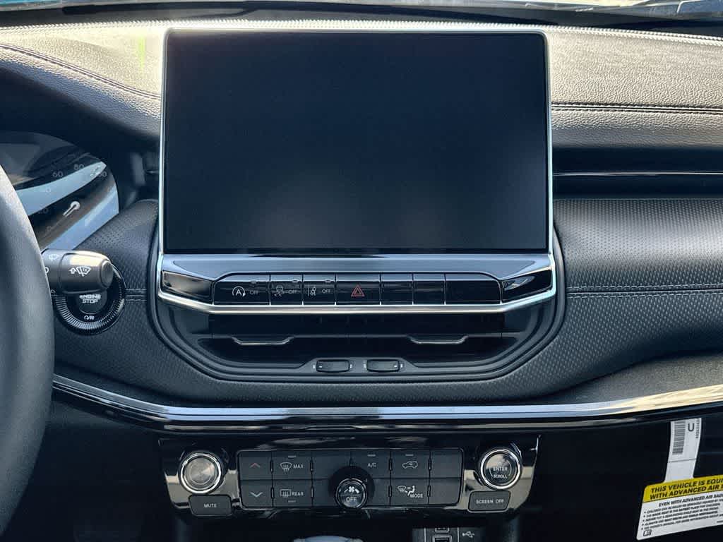 Thumbnail: 2026 Jeep Compass - 17