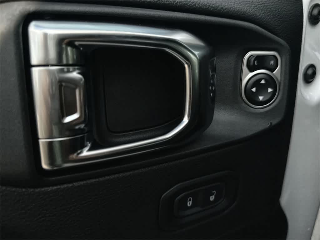 Thumbnail: 2026 Jeep Wrangler - 25