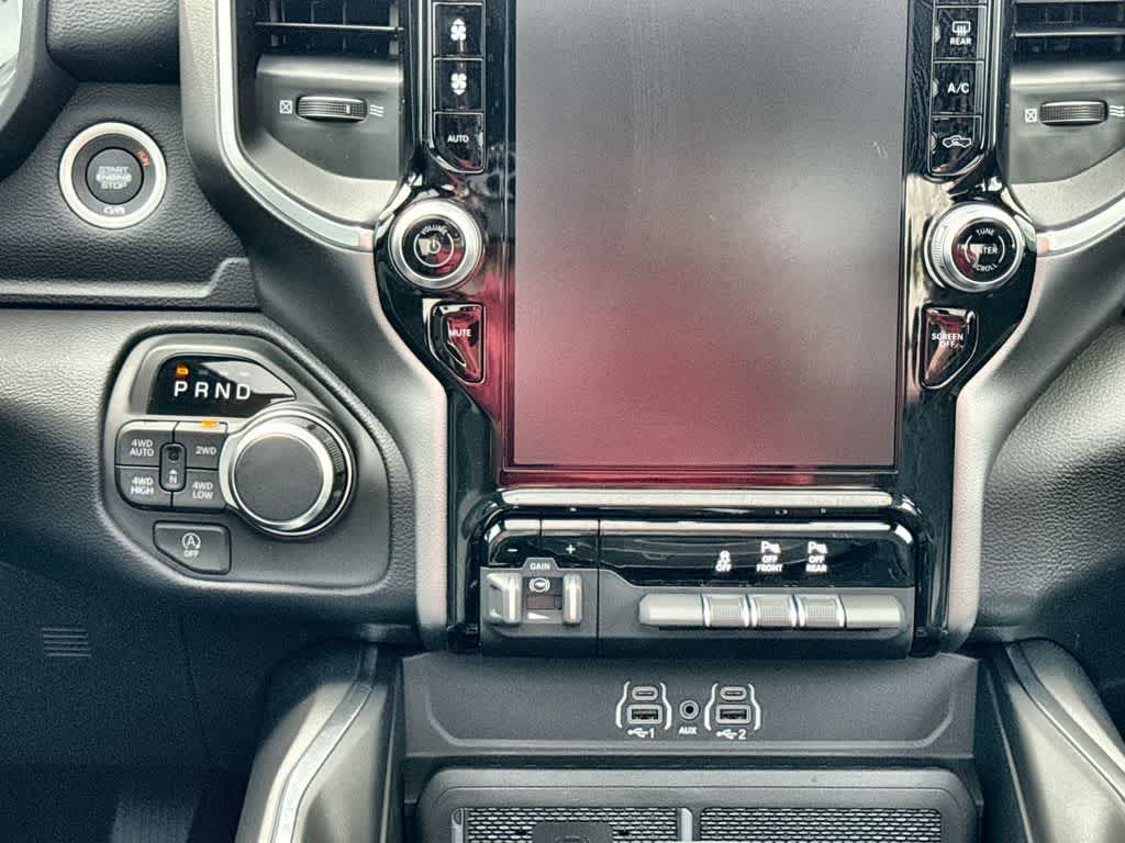 Thumbnail: 2026 RAM 1500 - 17