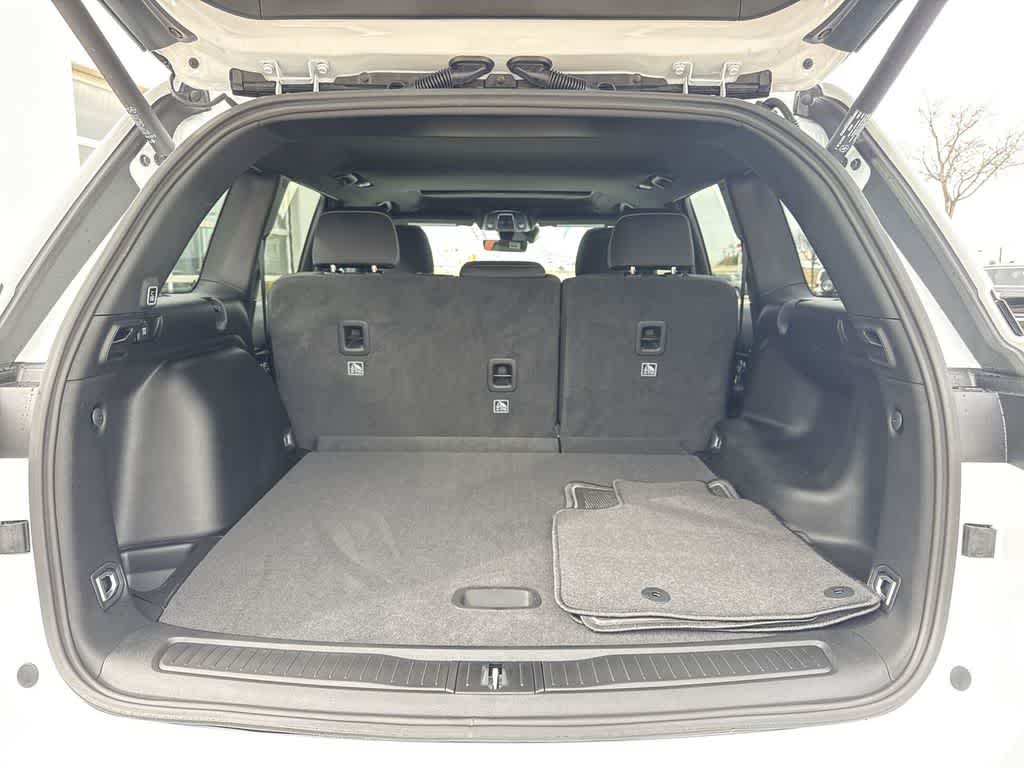 Thumbnail: 2026 Jeep Grand Cherokee - 22