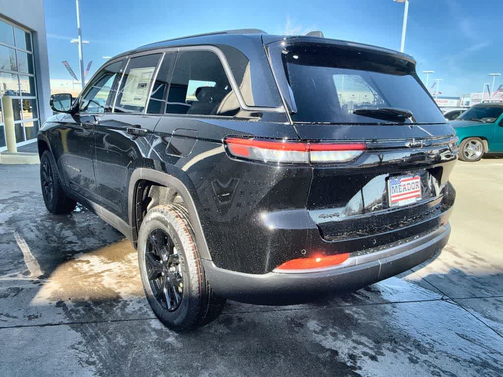 Thumbnail: 2026 Jeep Grand Cherokee - 4