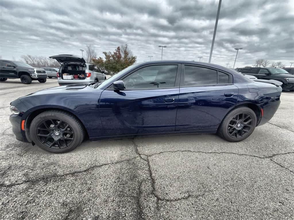 Used 2017 Dodge Charger SXT Sedan