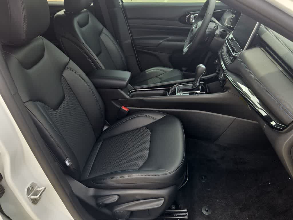Thumbnail: 2026 Jeep Compass - 23