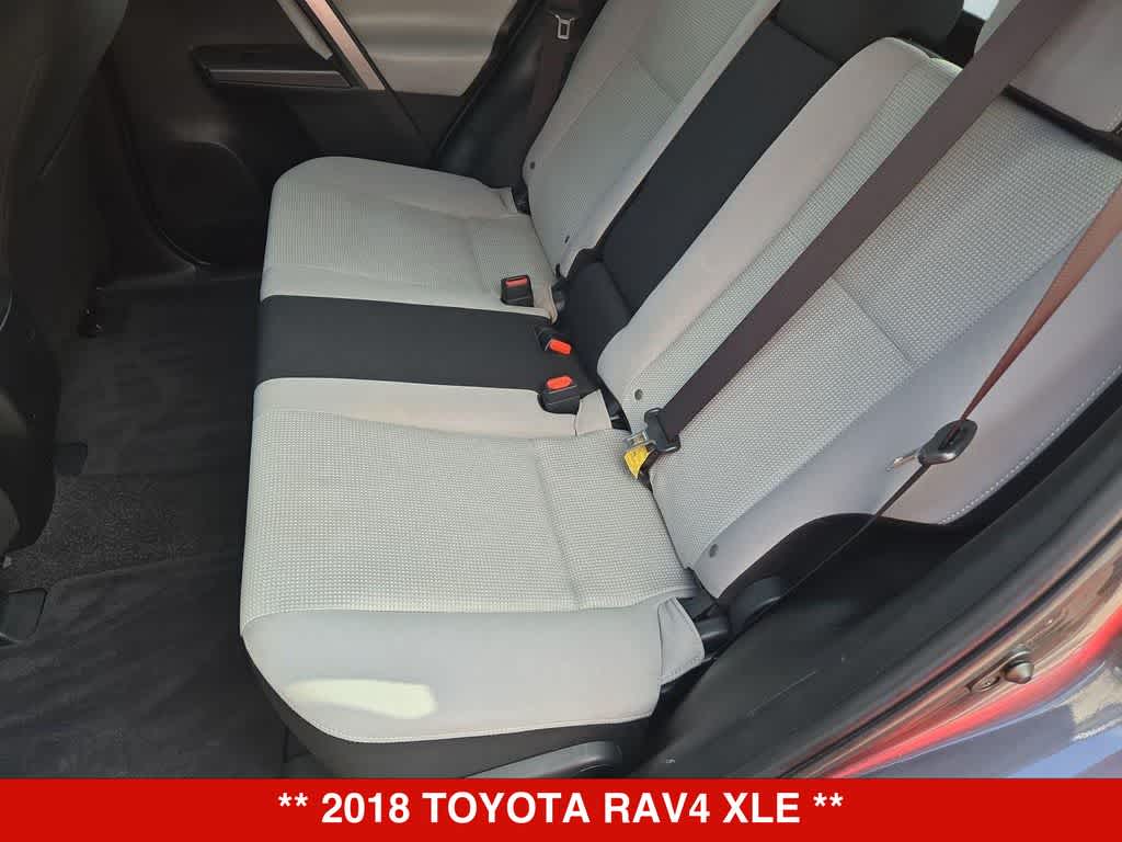Thumbnail: 2018 Toyota RAV4 - 19