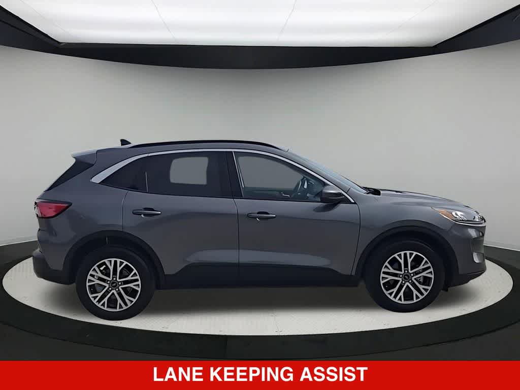 Thumbnail: 2021 Ford Escape - 9