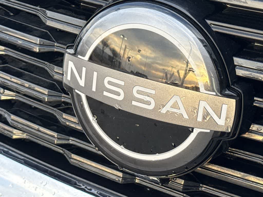 Thumbnail: 2023 Nissan Rogue - 10