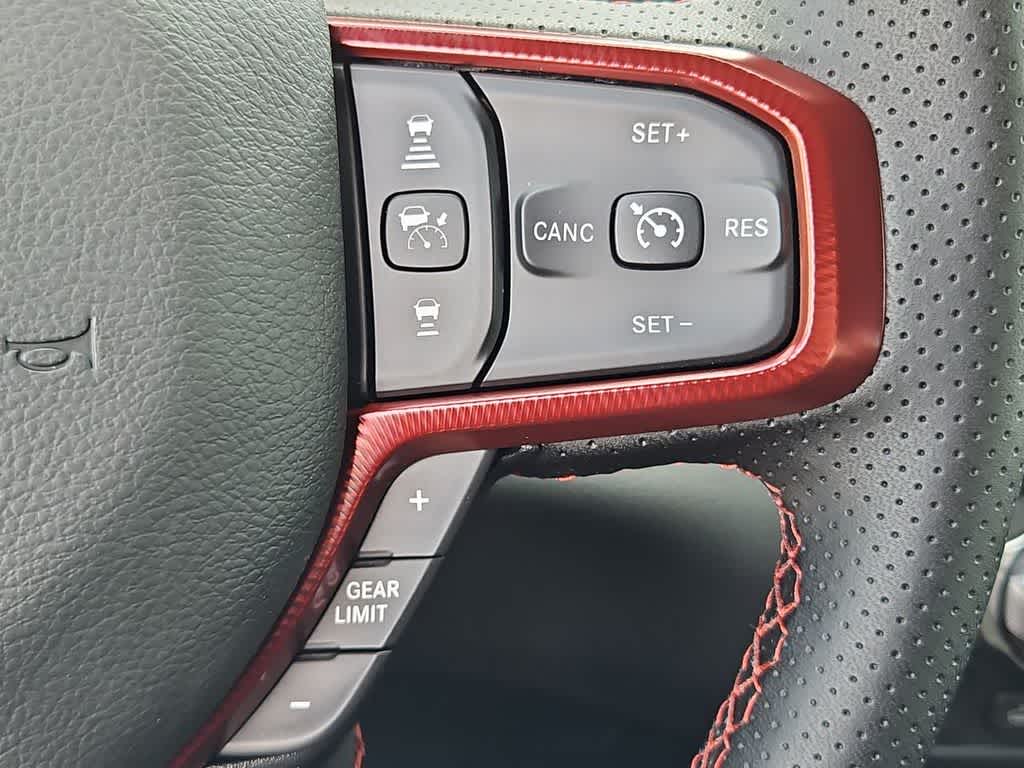 Thumbnail: 2026 RAM 1500 - 25