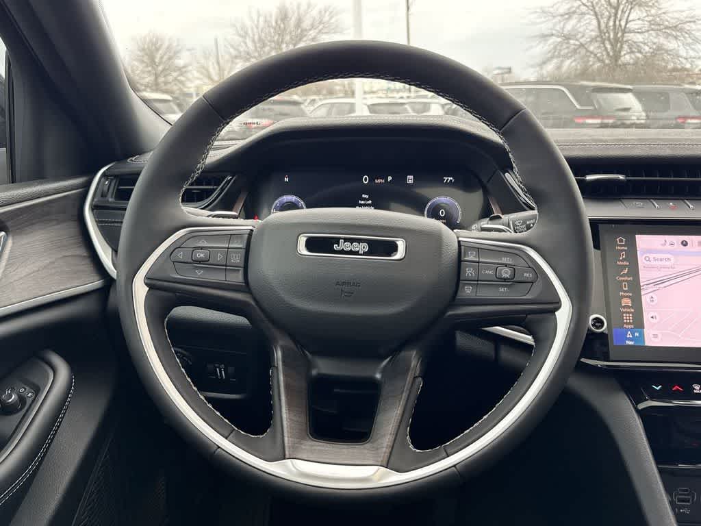 Thumbnail: 2026 Jeep Grand Cherokee - 18