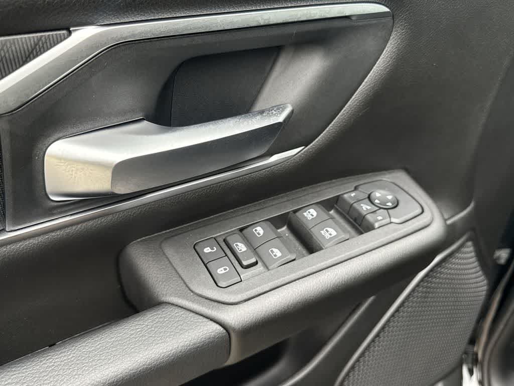 Thumbnail: 2026 RAM 1500 - 20