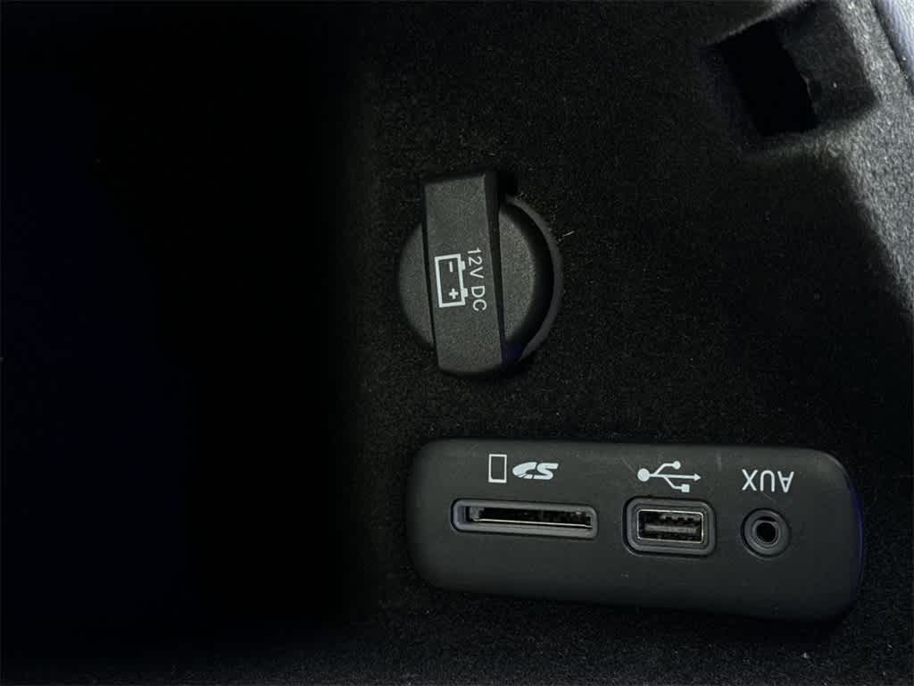 Thumbnail: 2015 Dodge Challenger - 20