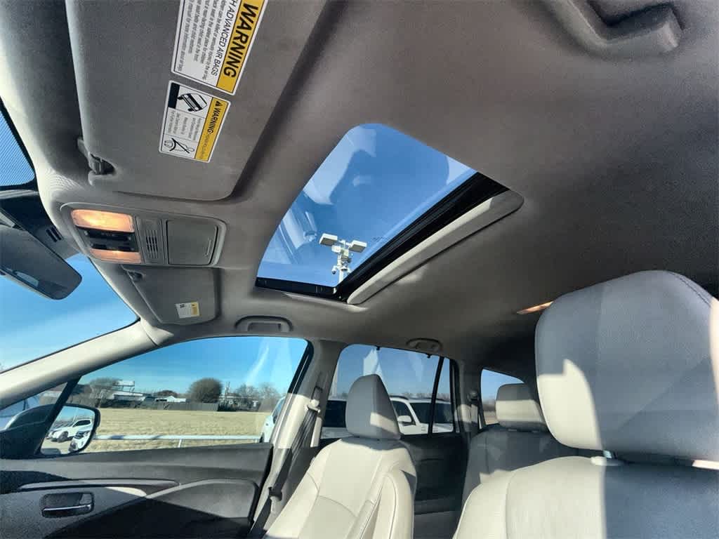 Thumbnail: 2022 Honda Pilot - 25