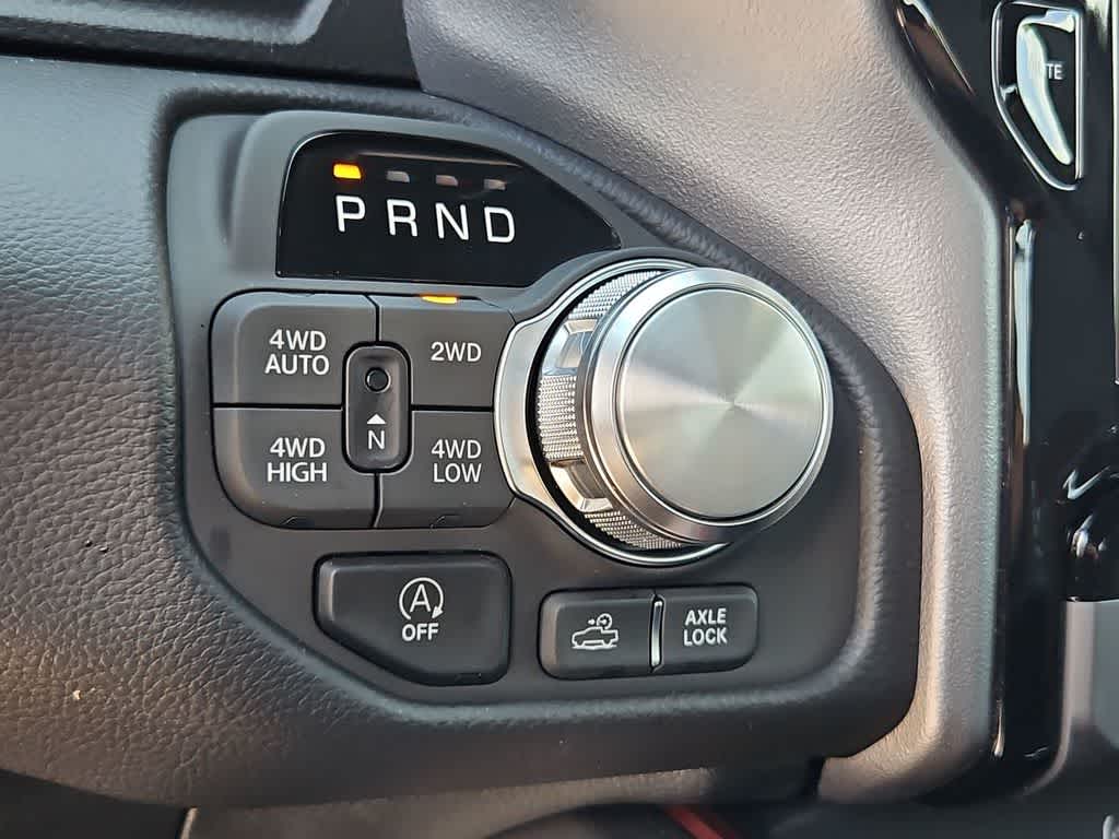 Thumbnail: 2026 RAM 1500 - 33