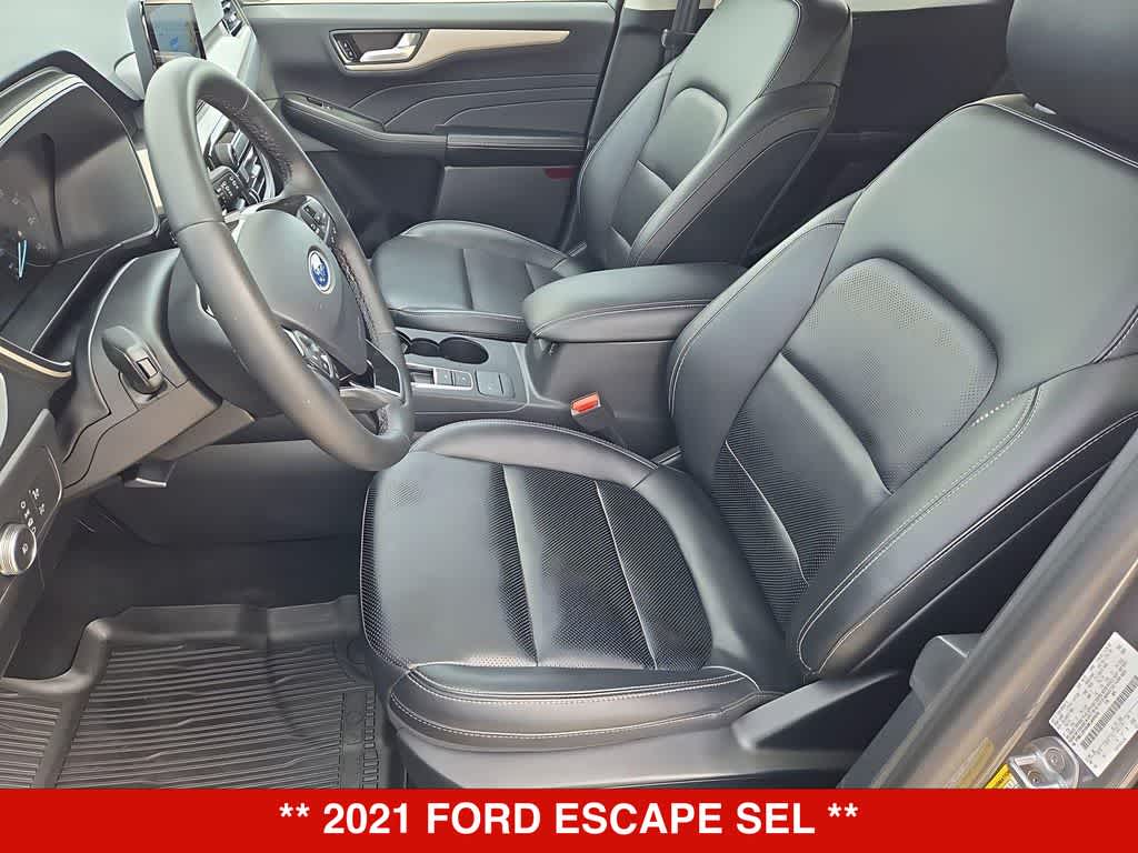 Thumbnail: 2021 Ford Escape - 17
