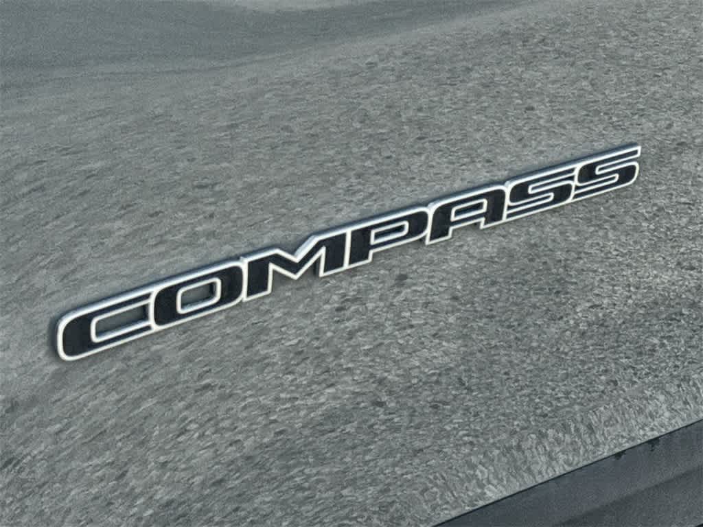 Thumbnail: 2023 Jeep Compass - 8