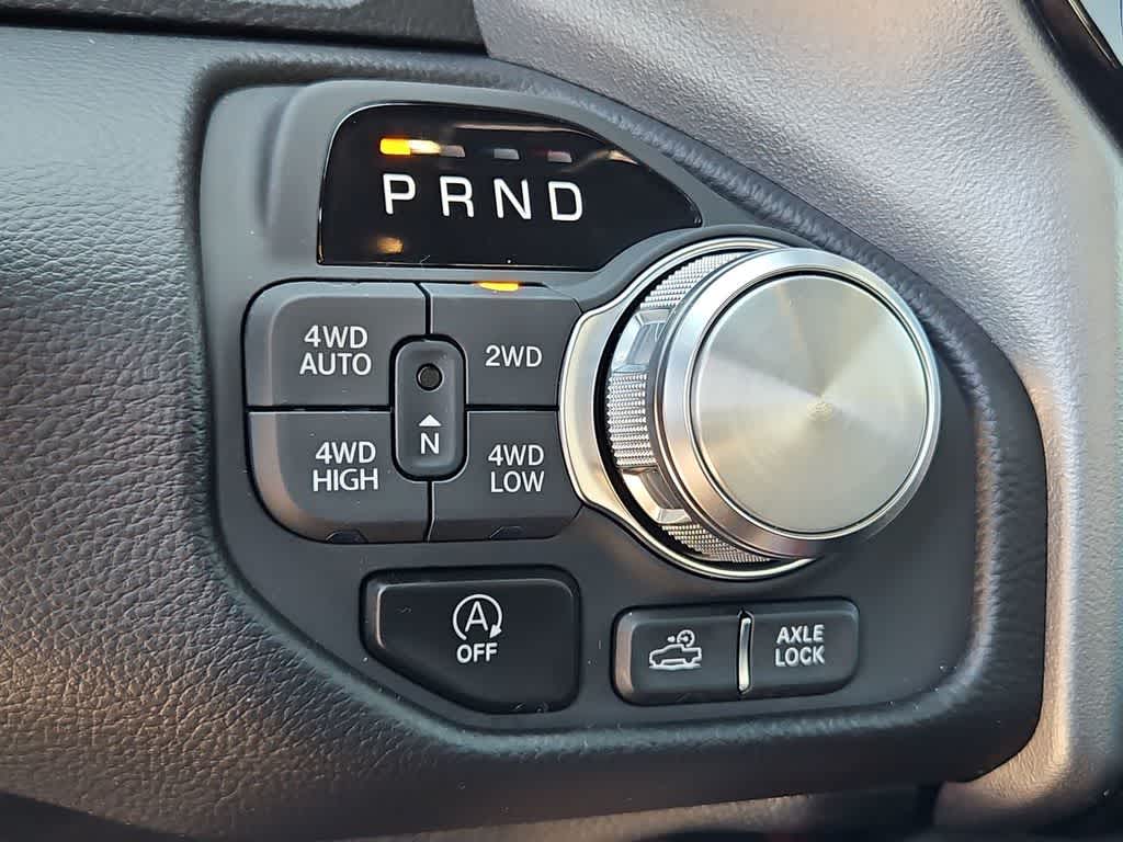 Thumbnail: 2026 RAM 1500 - 33