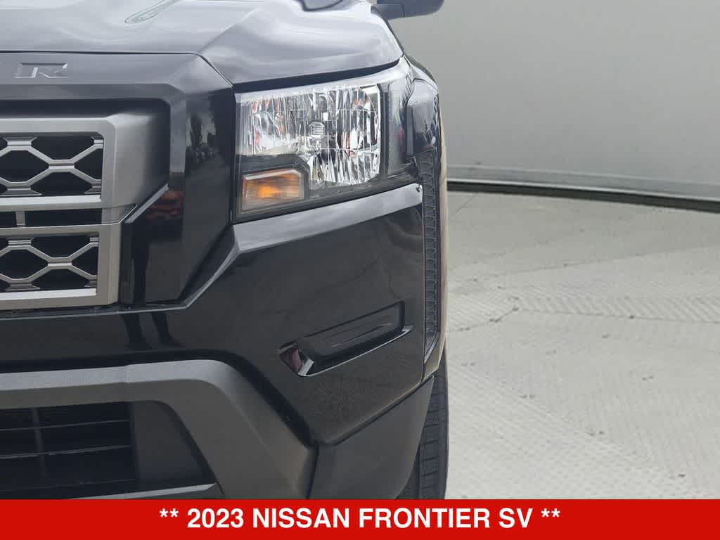 Thumbnail: 2023 Nissan Frontier - 10