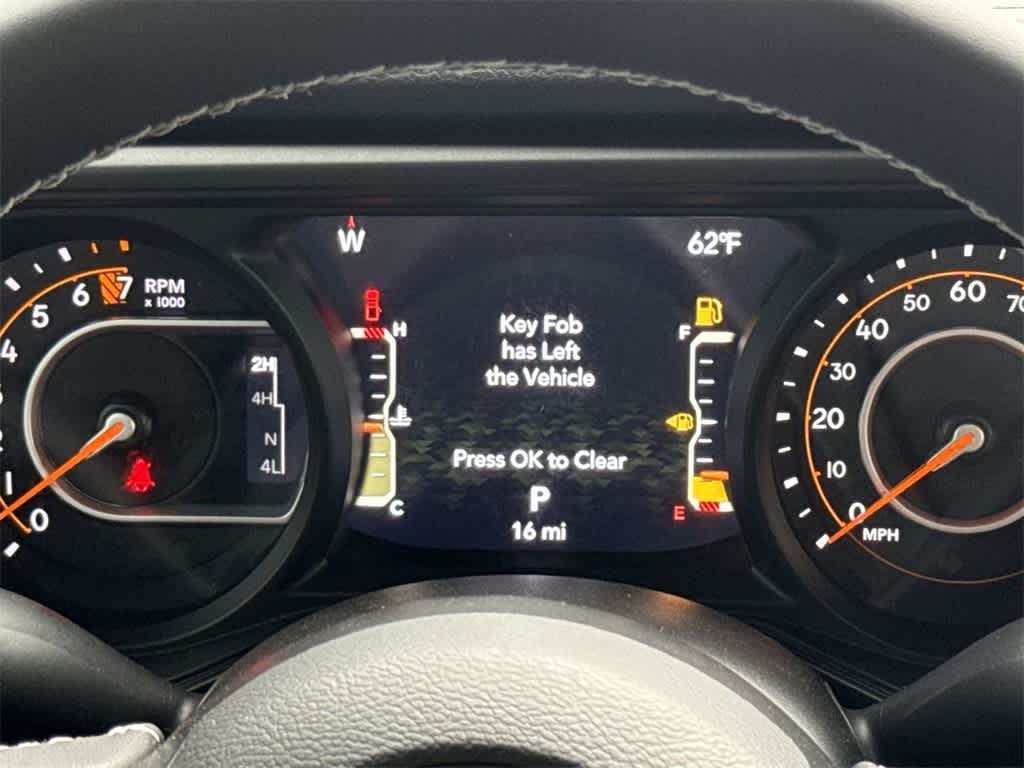 Thumbnail: 2025 Jeep Gladiator - 18