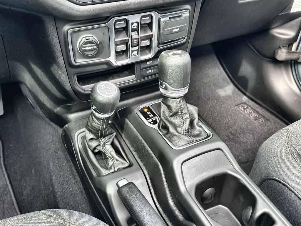 Thumbnail: 2026 Jeep Wrangler - 17