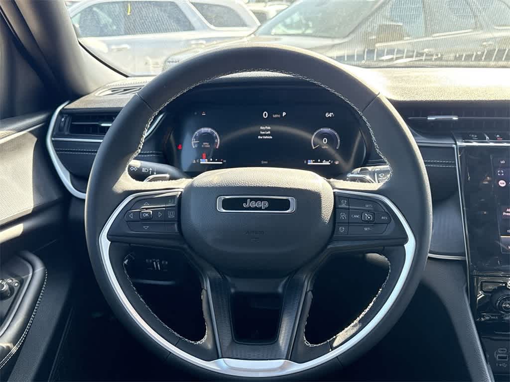 Thumbnail: 2025 Jeep Grand Cherokee - 18