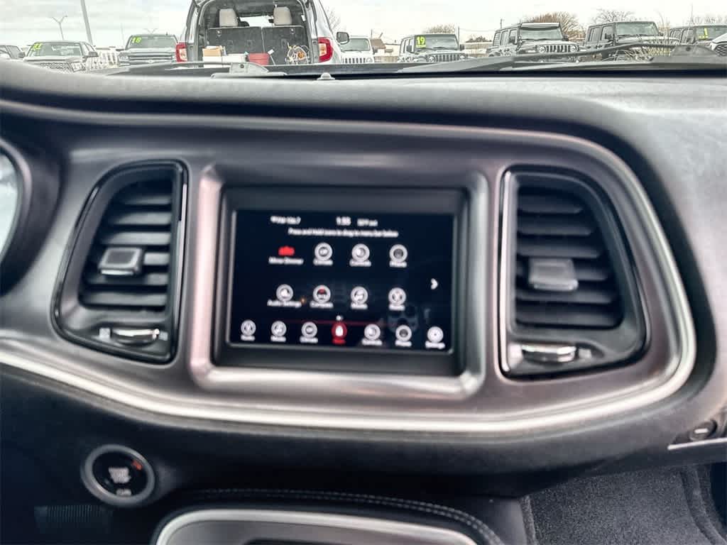 Thumbnail: 2021 Dodge Challenger - 16