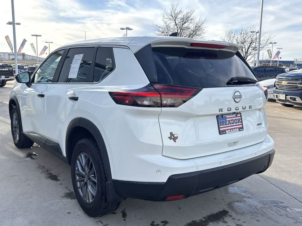 Thumbnail: 2024 Nissan Rogue - 4