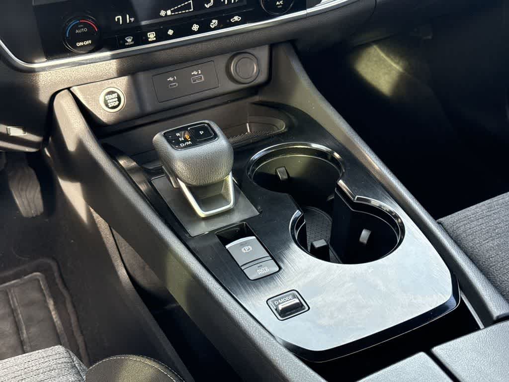 Thumbnail: 2023 Nissan Rogue - 17