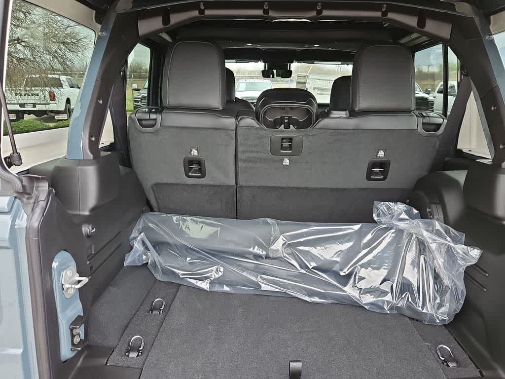 Thumbnail: 2026 Jeep Wrangler - 37