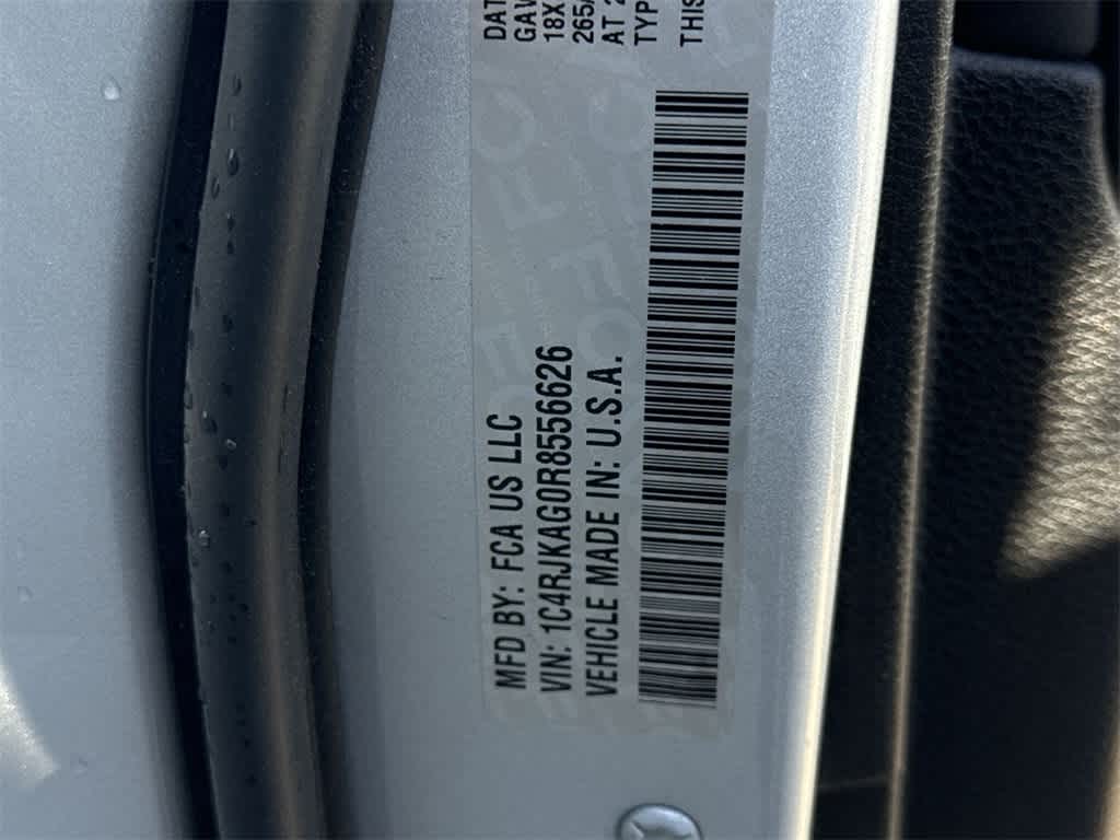 Thumbnail: 2024 Jeep Grand Cherokee L - 23