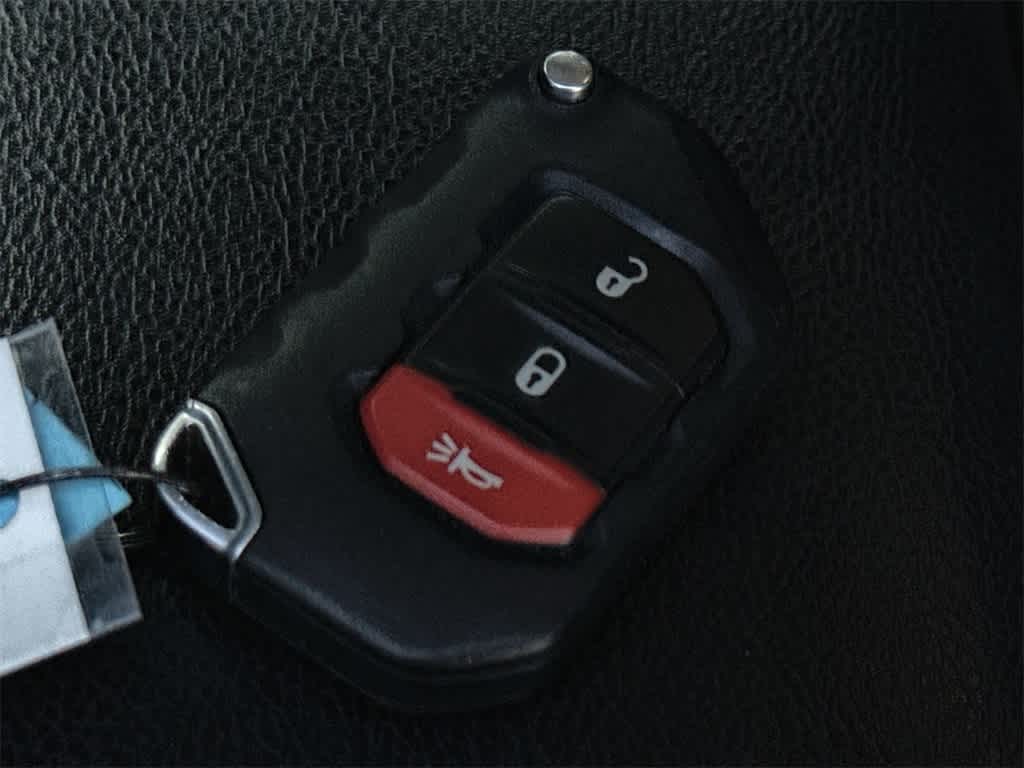 Thumbnail: 2022 Jeep Gladiator - 23