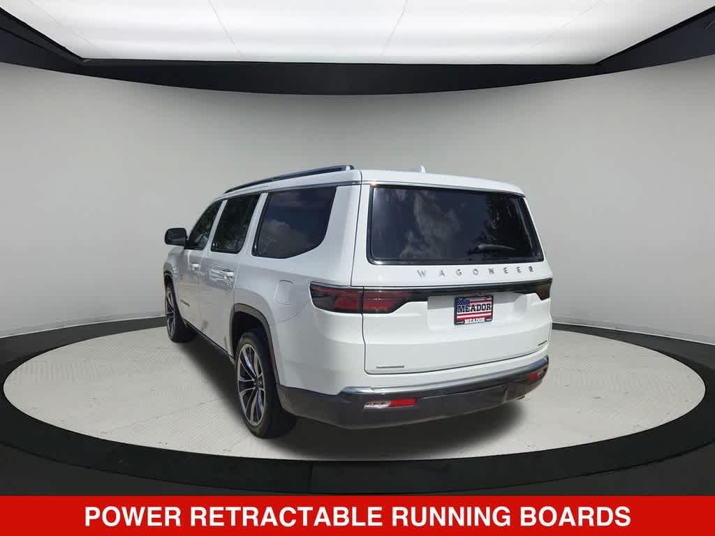 Thumbnail: 2022 Jeep Wagoneer - 4