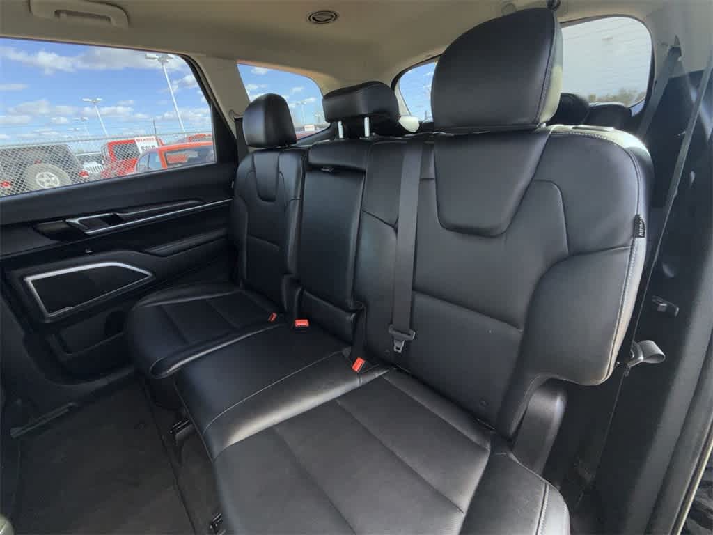 Thumbnail: 2023 Kia Telluride - 13