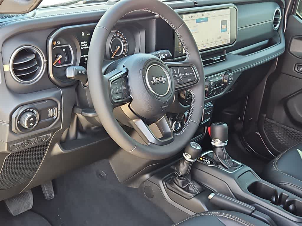 Thumbnail: 2026 Jeep Gladiator - 10