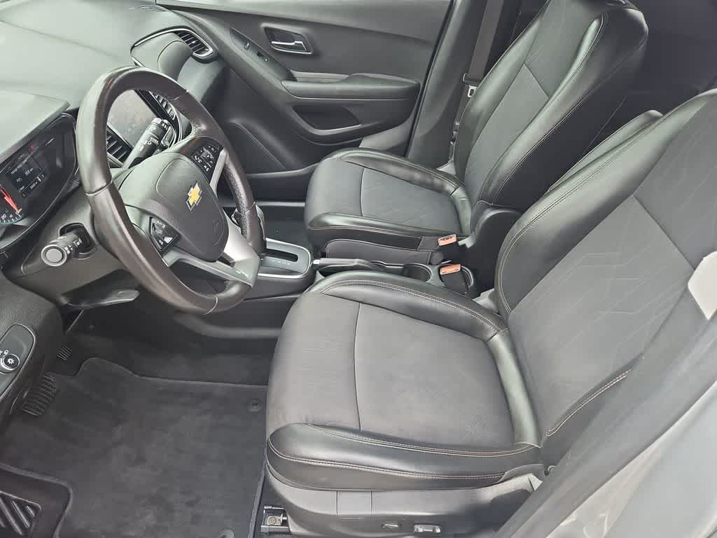 Thumbnail: 2020 Chevrolet Trax - 17