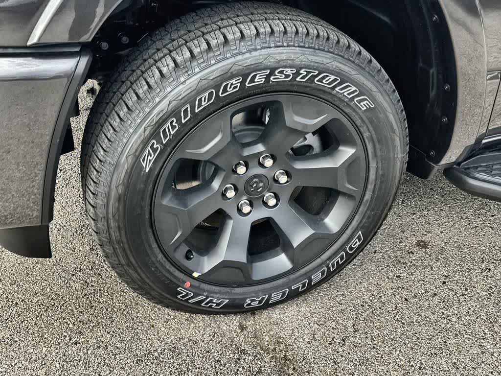 Thumbnail: 2026 RAM 1500 - 9