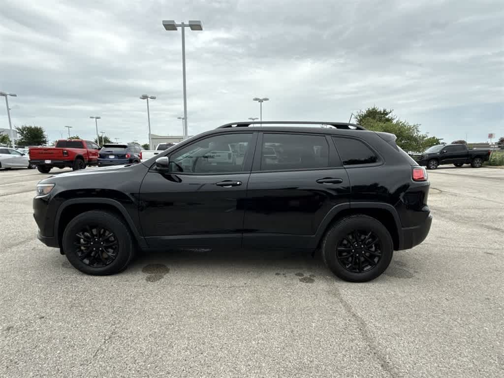 Thumbnail: 2023 Jeep Cherokee - 3