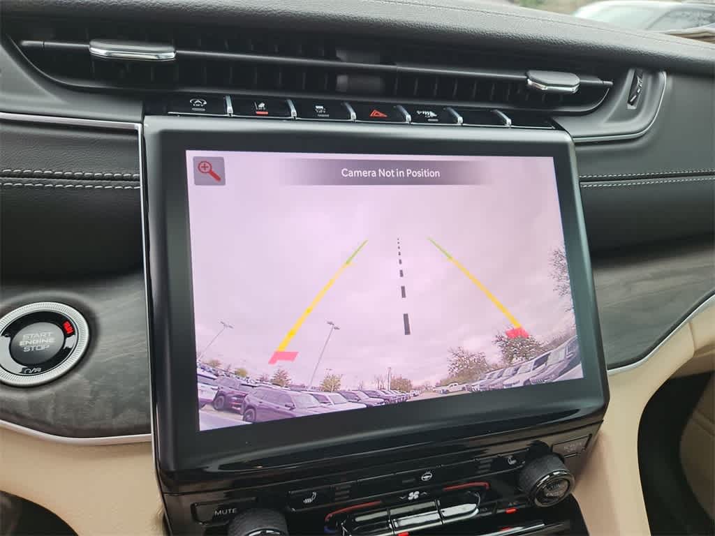 Thumbnail: 2025 Jeep Grand Cherokee L - 31