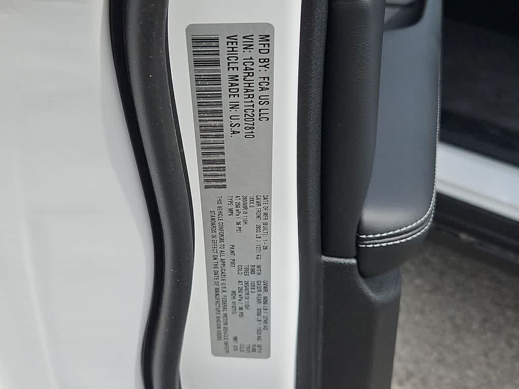 Thumbnail: 2026 Jeep Grand Cherokee - 38