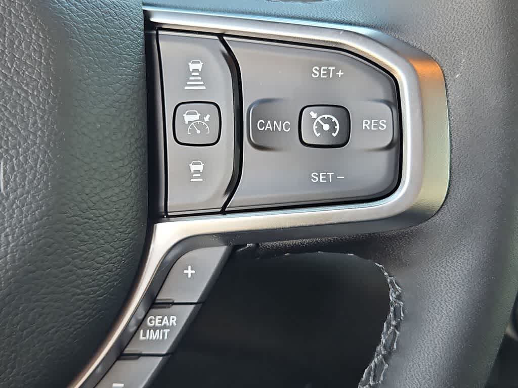 Thumbnail: 2026 RAM 1500 - 25