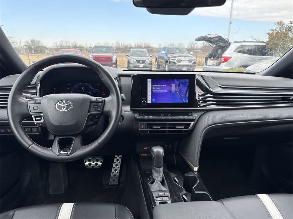 Thumbnail: 2025 Toyota Camry - 14
