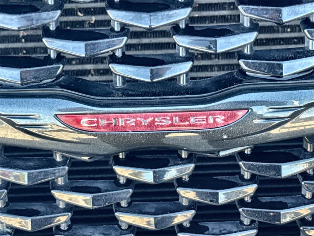 Thumbnail: 2021 Chrysler 300 - 8