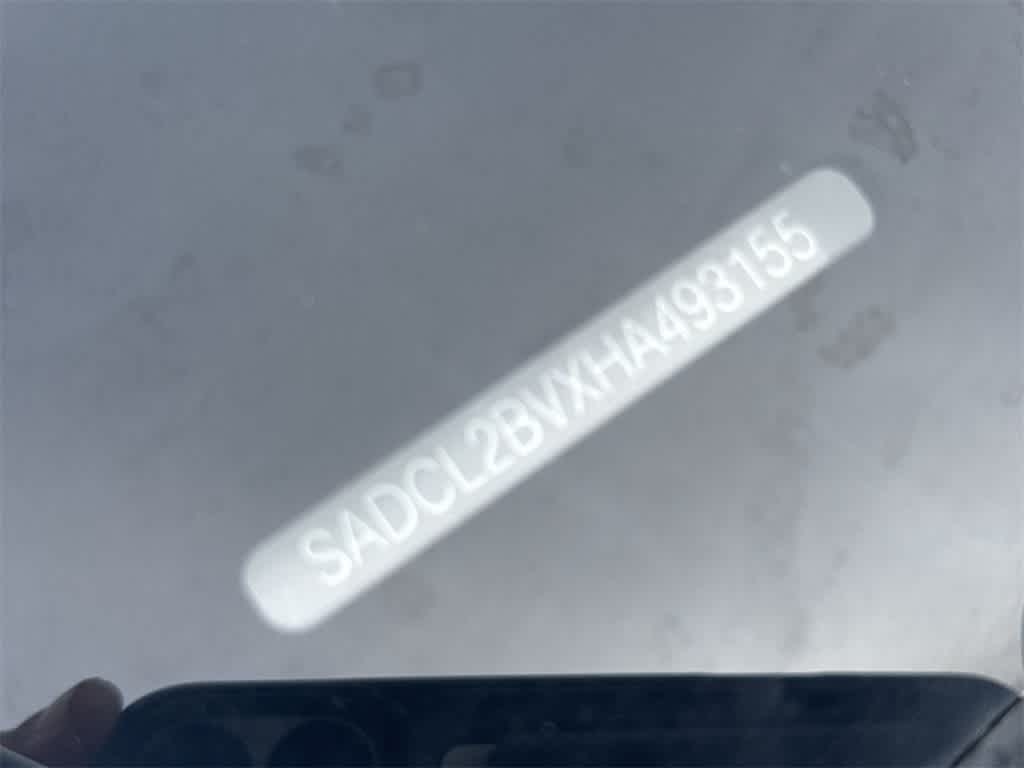 Thumbnail: 2017 Jaguar F-Pace - 22