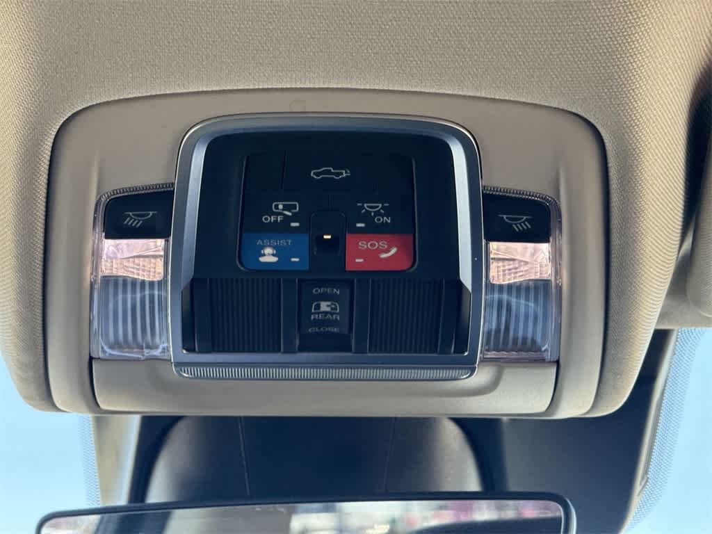 2022 RAM 1500 Laramie 18