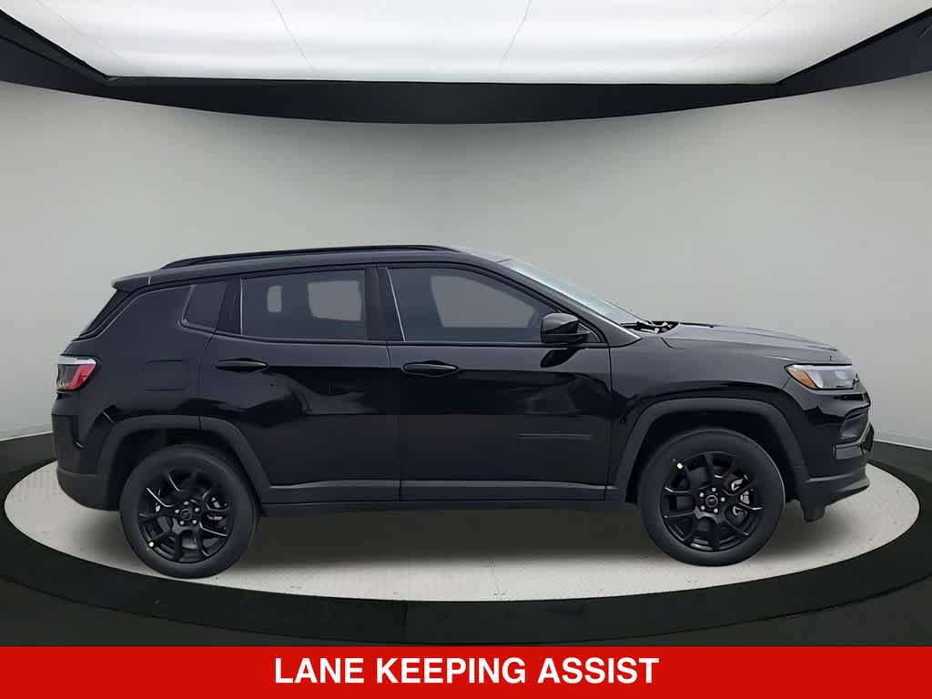 Thumbnail: 2026 Jeep Compass - 9