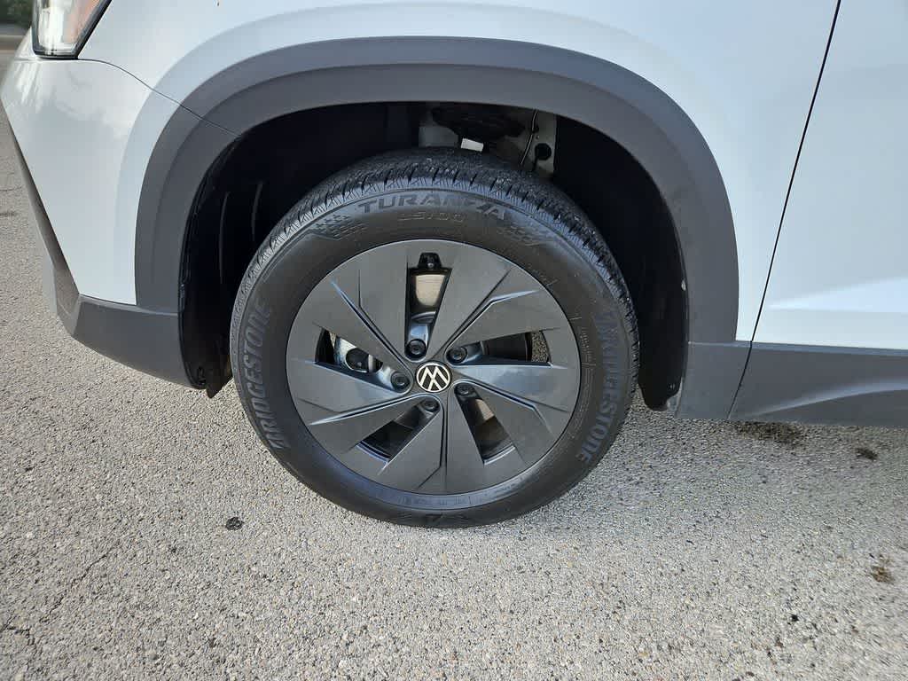 Thumbnail: 2025 Volkswagen Taos - 19