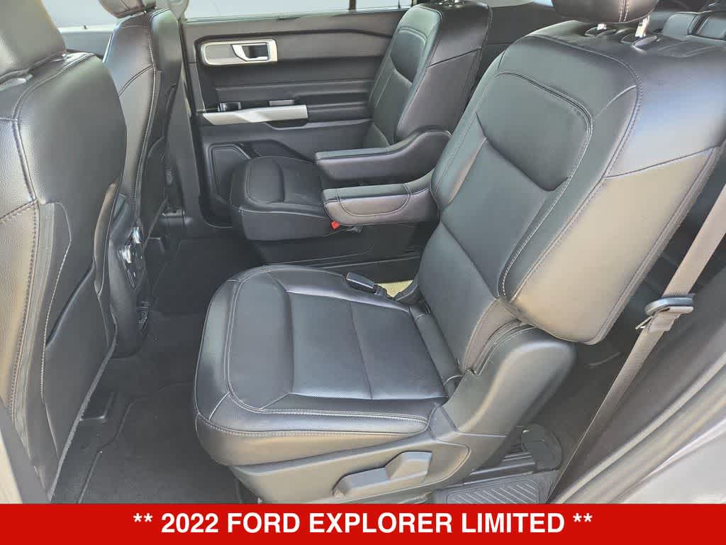 Thumbnail: 2022 Ford Explorer - 17