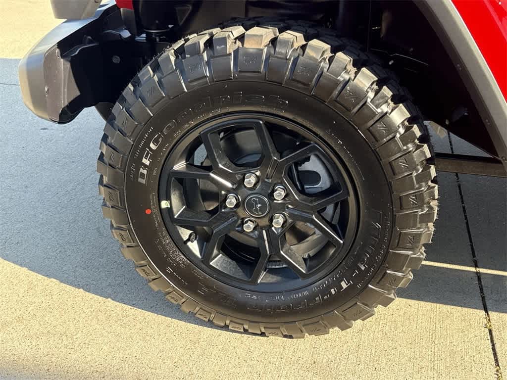 Thumbnail: 2025 Jeep Gladiator - 9