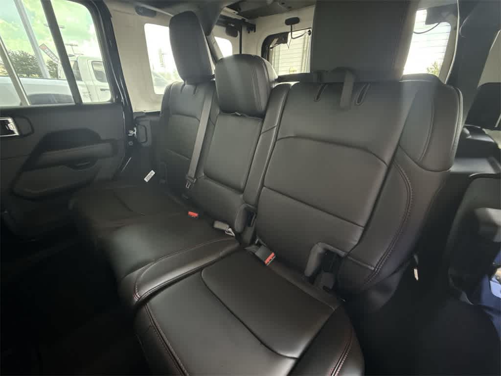 Thumbnail: 2025 Jeep Wrangler - 12