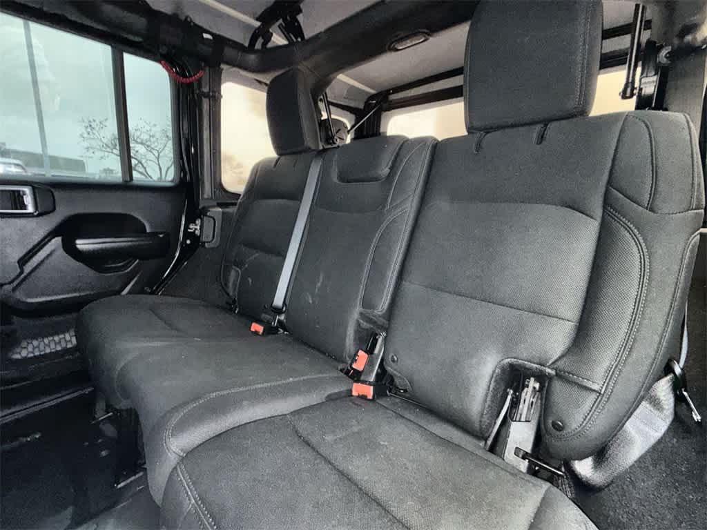 Thumbnail: 2018 Jeep Wrangler - 13